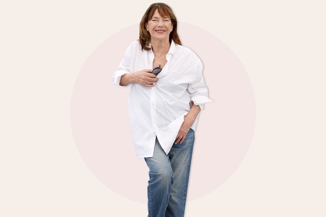 Jane Birkin in white t-shirt and jeans